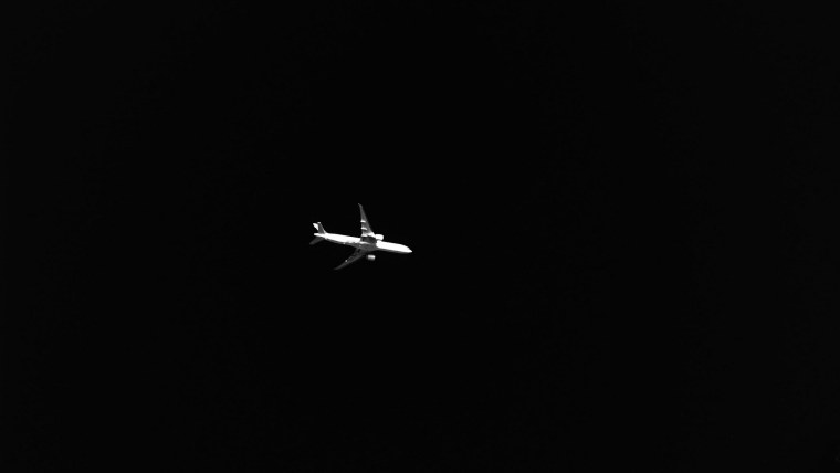 Самолет черно белый