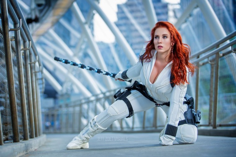 Black Widow косплей