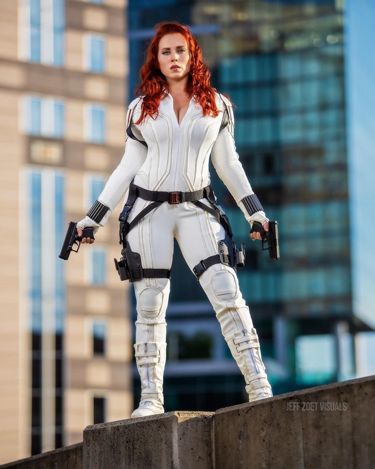 Черная вдова косплей подростка