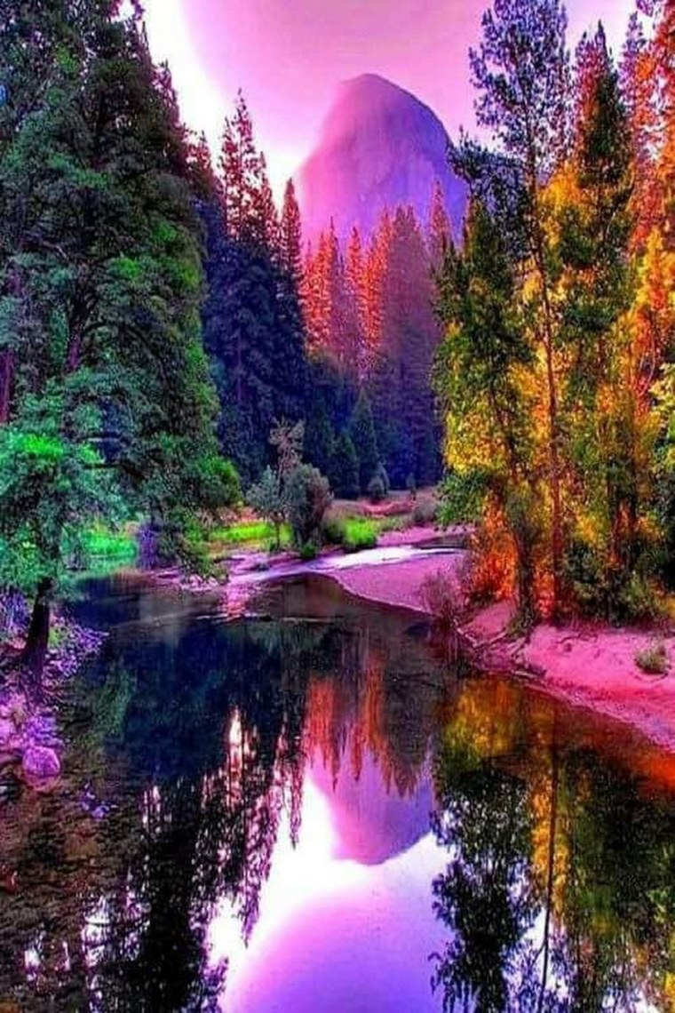 Красный водопад