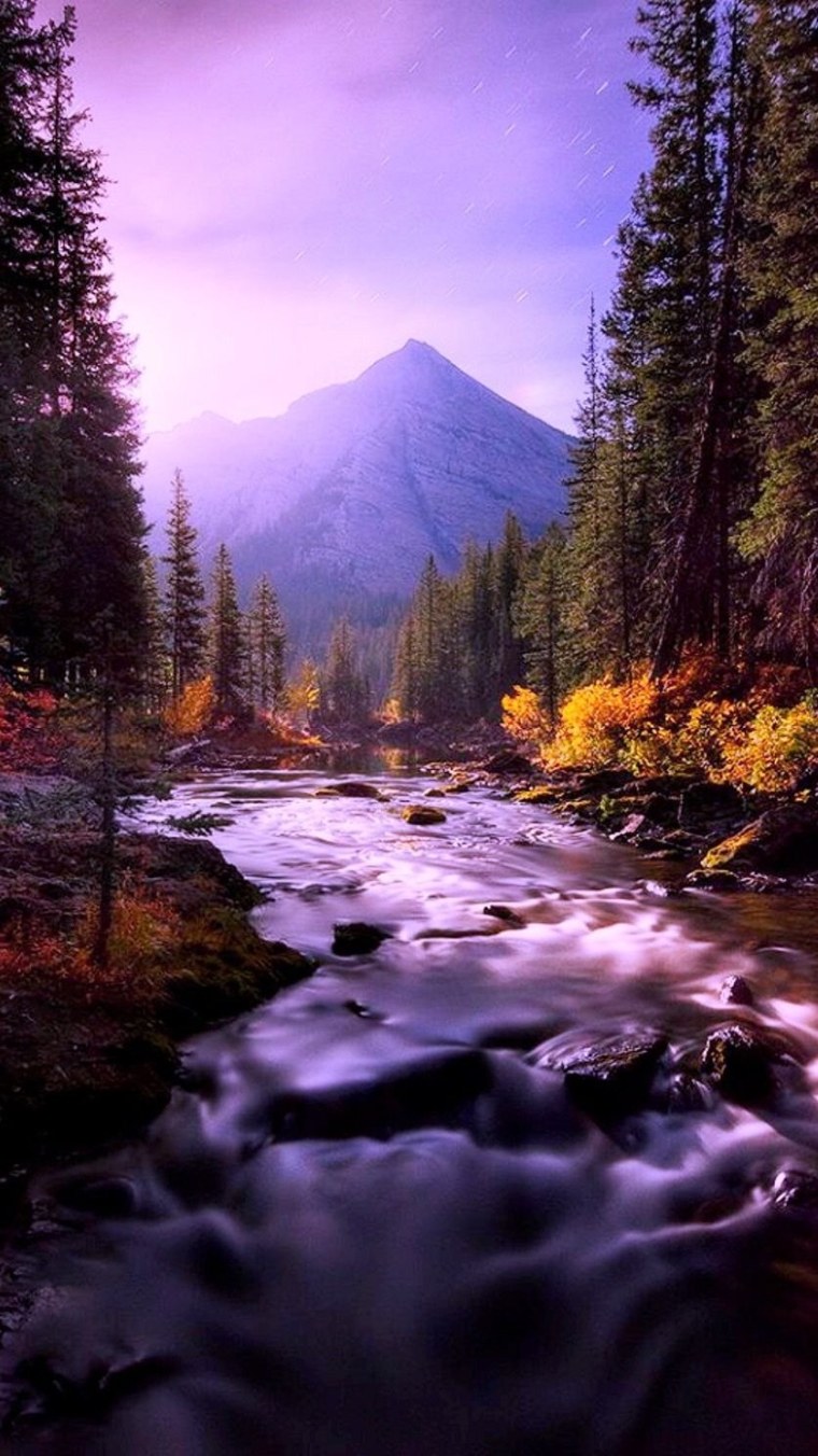 Озеро Морейн в Канаде