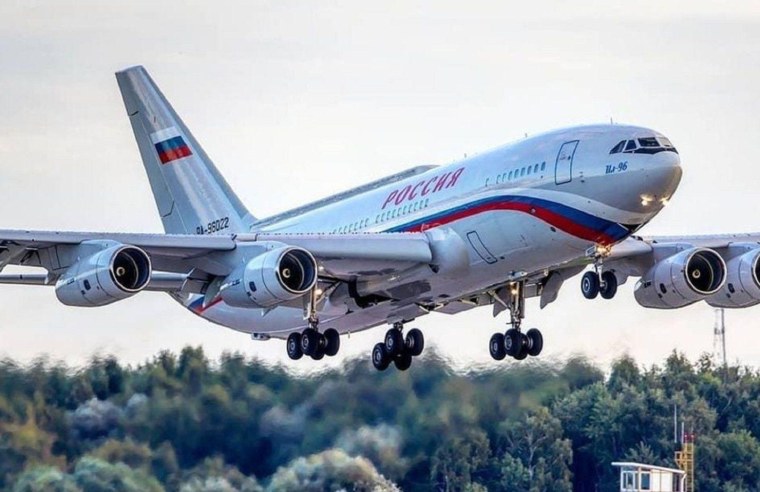 Боинг 777 Россия Сочи
