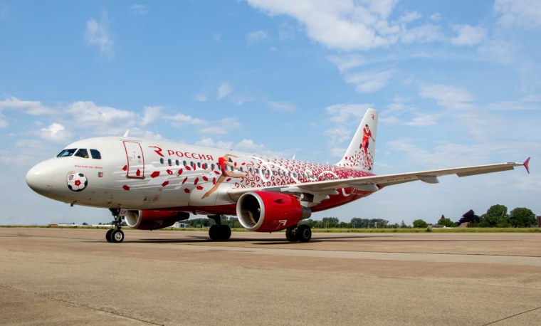 Авиакомпания Россия Суперджет 100