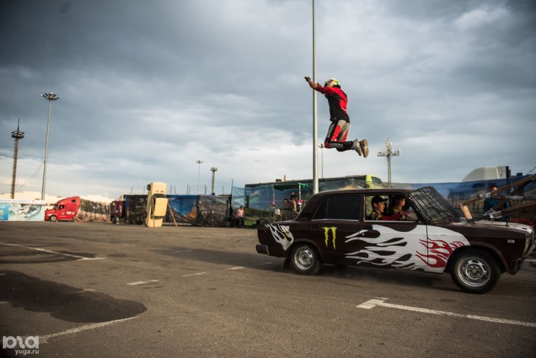 Каскадеры в Автородео