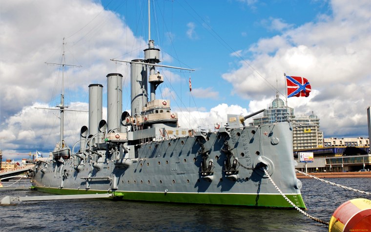 Корабль крейсер Аврора