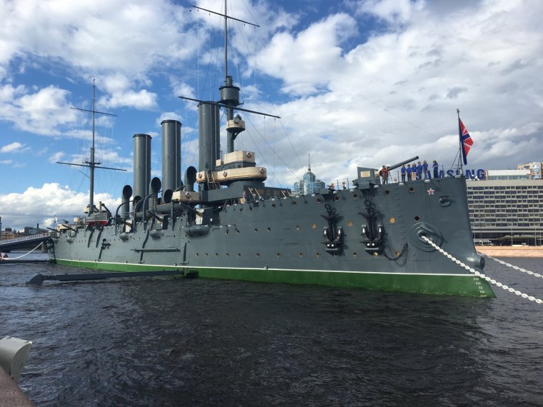 Аврора Питер крейсер экскурсии