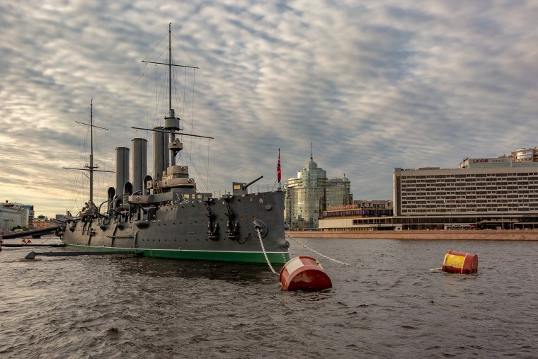 Диана бронепалубный крейсер