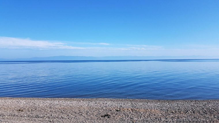 Байкал водная гладь