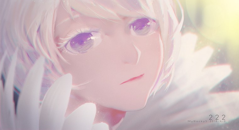 Белые волосы фиолетовые глаза