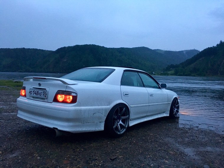 Toyota Chaser 100