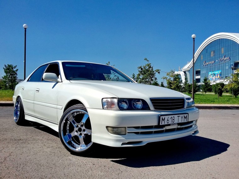 Toyota Chaser 100