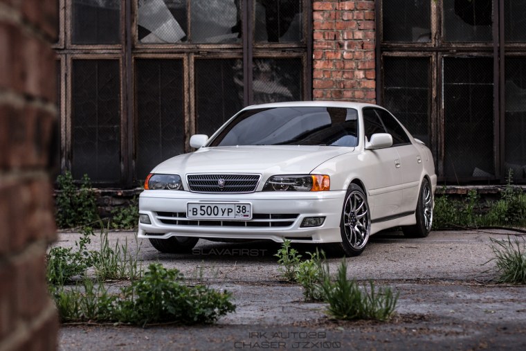 Toyota Chaser jzx100 белый