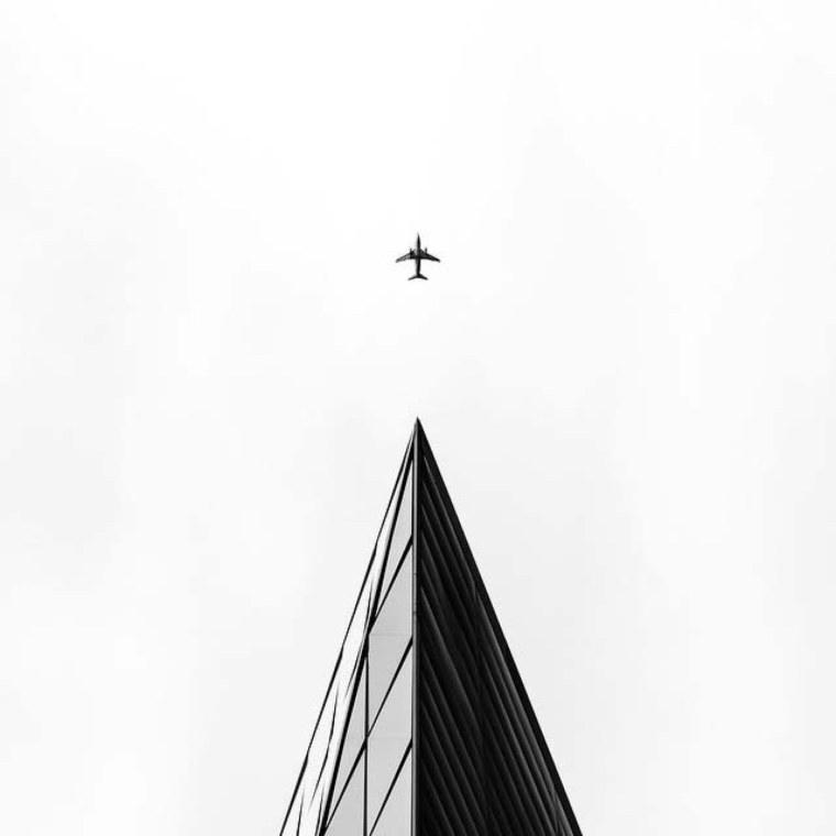 Чёрно белый Минимализм