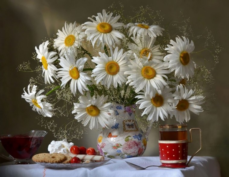 Ромашки в вазе