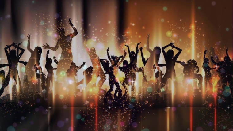 Танцующие люди