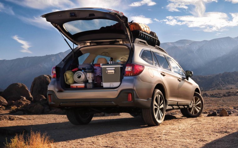 Машина Субару Аутбек