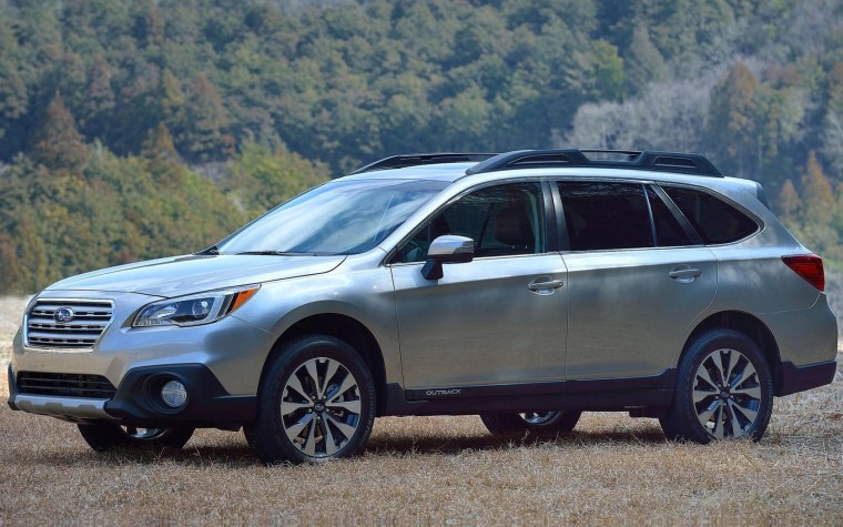 Субару Аутбек 2015