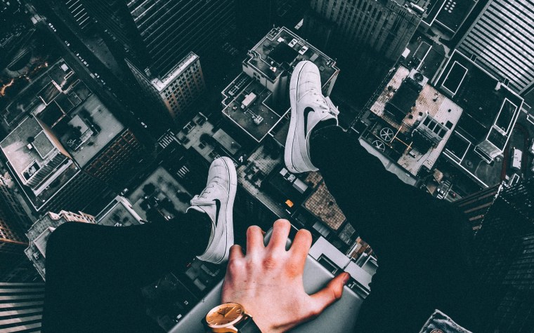 Энергетик Эстетика в руках