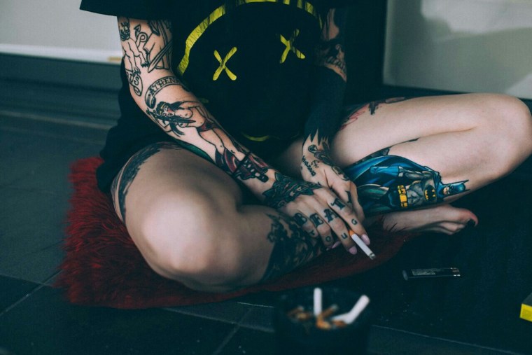 Девушка в черной Баваклаву