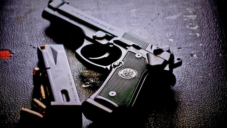 Beretta m9 стрельба