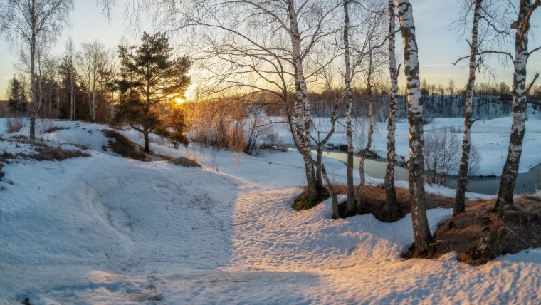 Весна в России