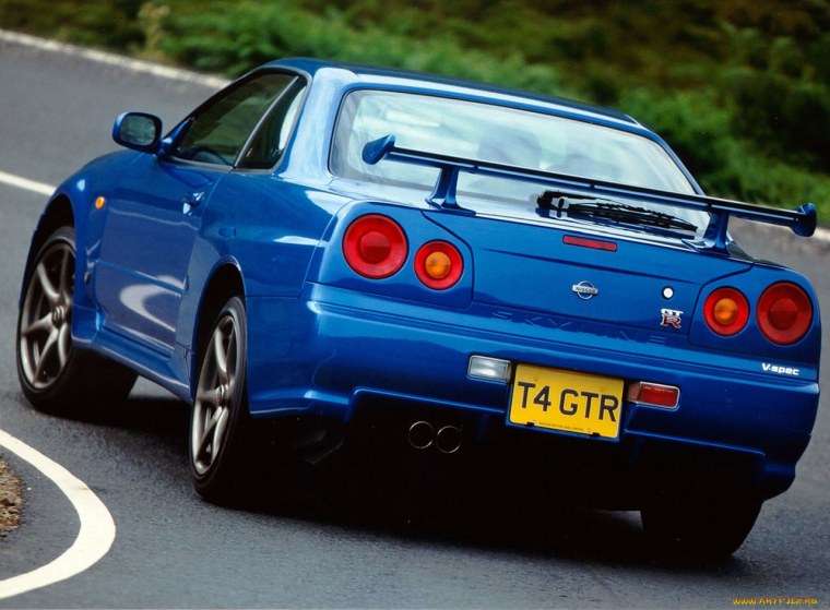 Nissan Skyline GTR r34 Orange