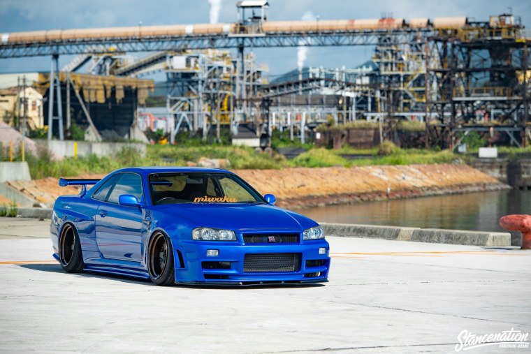 Nissan Skyline GTR r34 стенс