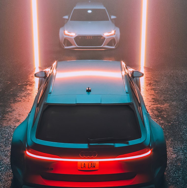 Айфон на фоне машины