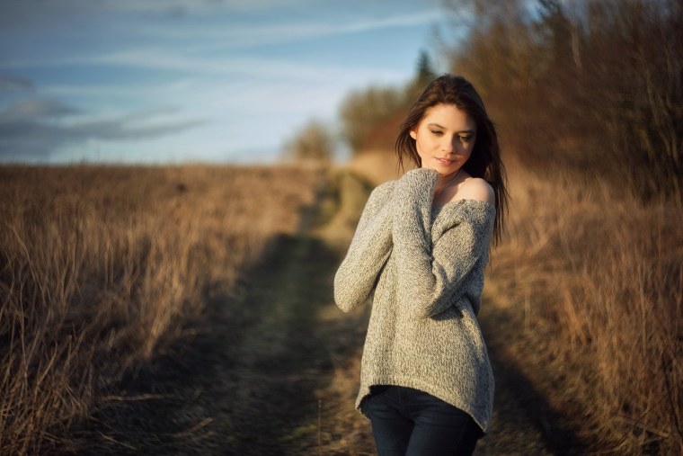 Красивые девушки на природе