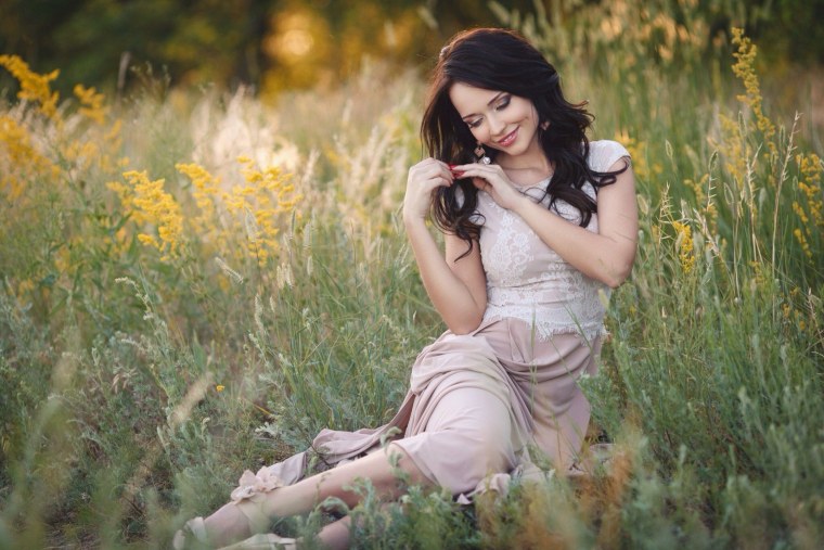 Красивые девушки на природе