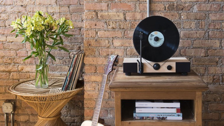 Наклейки на стену в музыкальном стиле