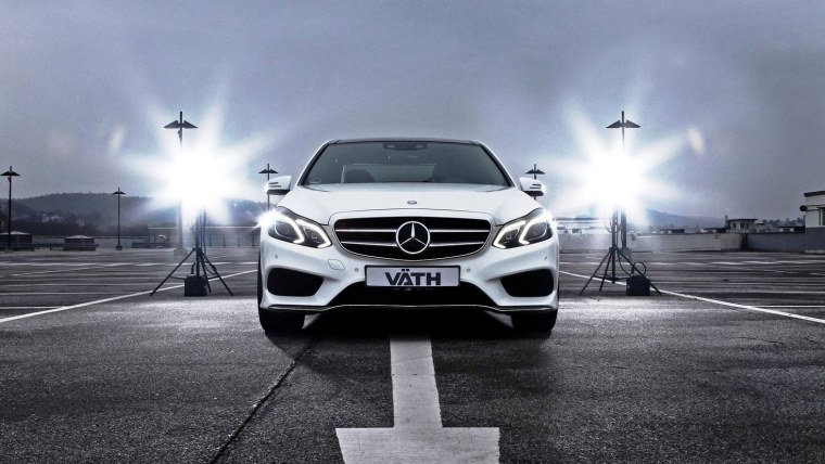 Мерседес с63 АМГ ночью