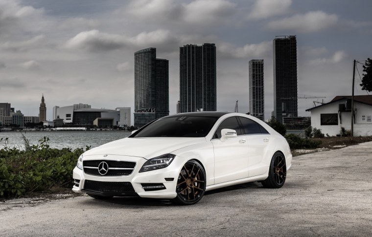 Mercedes e class Coupe 2021 White