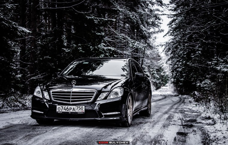 Мерседес Бенц e300