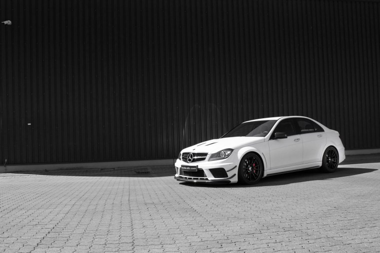 Mercedes c63 AMG w204 Wallpaper