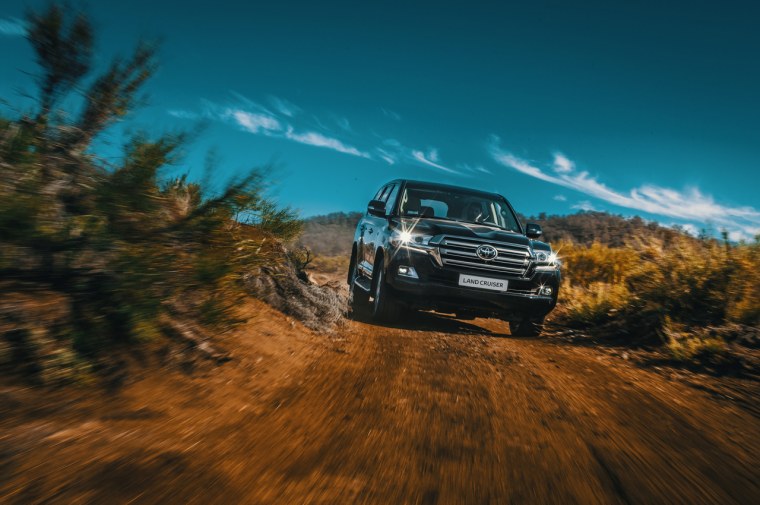 Toyota Land Cruiser j200 2017