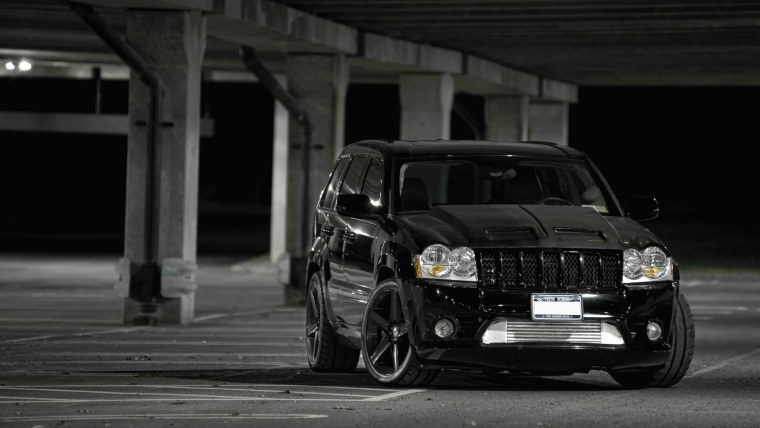 Jeep Grand Cherokee srt8 wk1