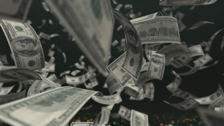 Пачка денег