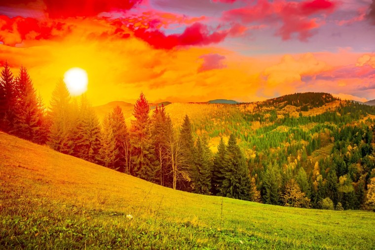 Горы солнце