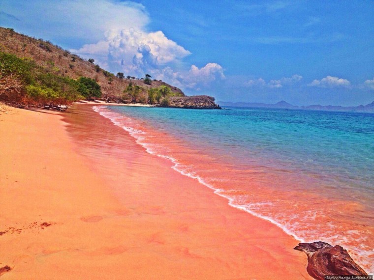 Мальта пляжи с розовым песком