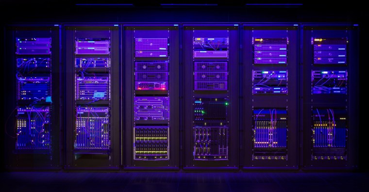 Освещение серверной