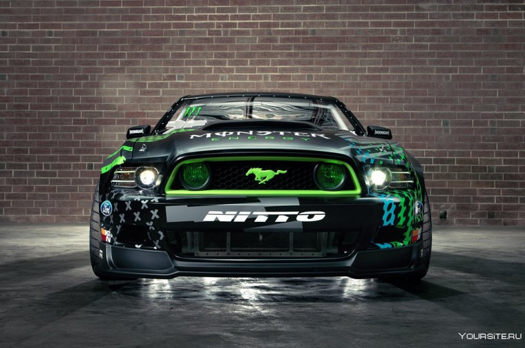 BMW m6 салатовая