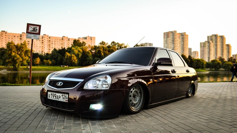 Приора с124ву777