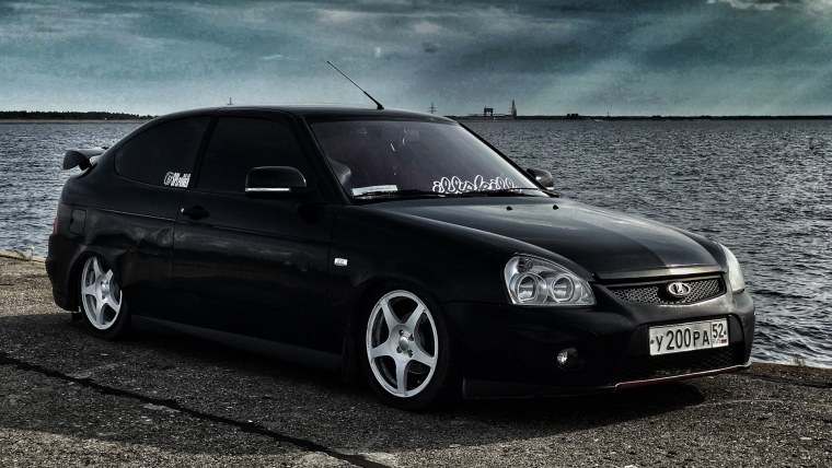 Лада Приора спорт купе черная