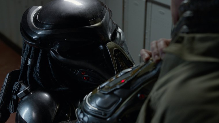 Хищник фильм 2018