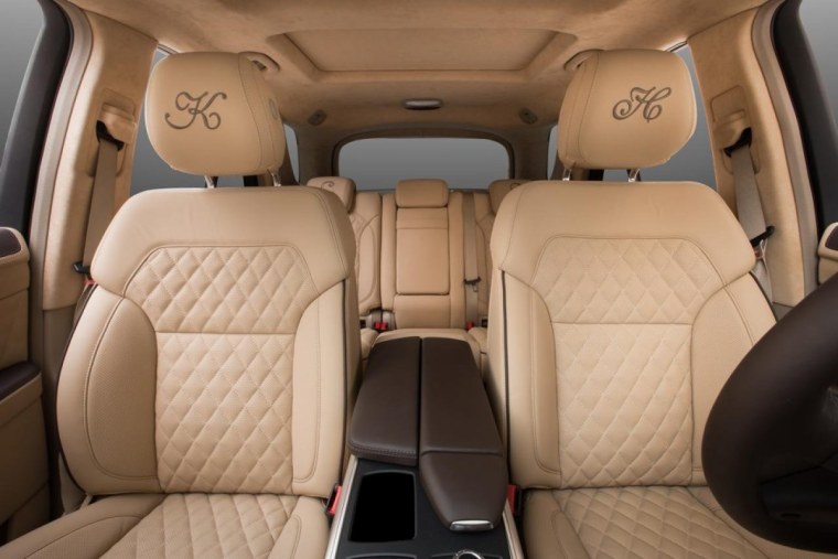 Салон Мерседеса спереди