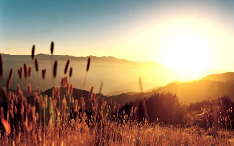 Закат на Холме