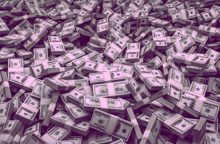 Розовые деньги