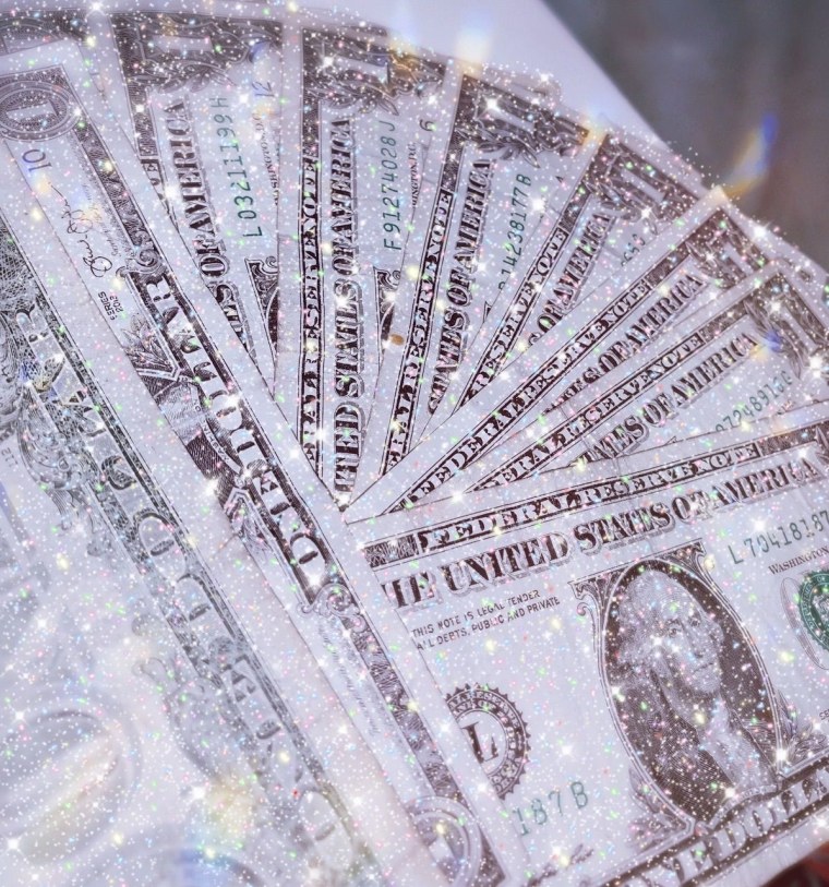 Фиолетовые деньги