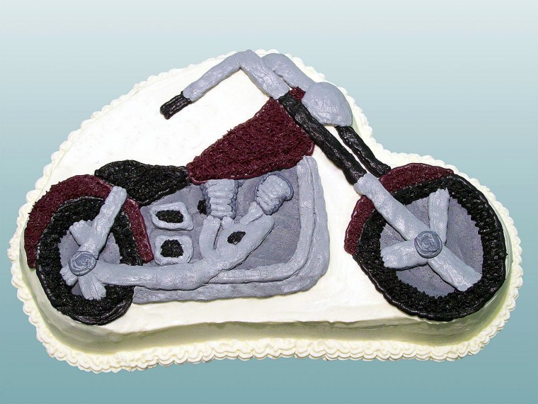 Торт мотоцикл кремовый